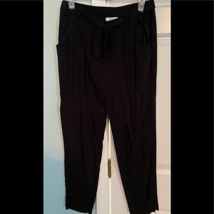 Relaxed fit tie elastic waist black pants